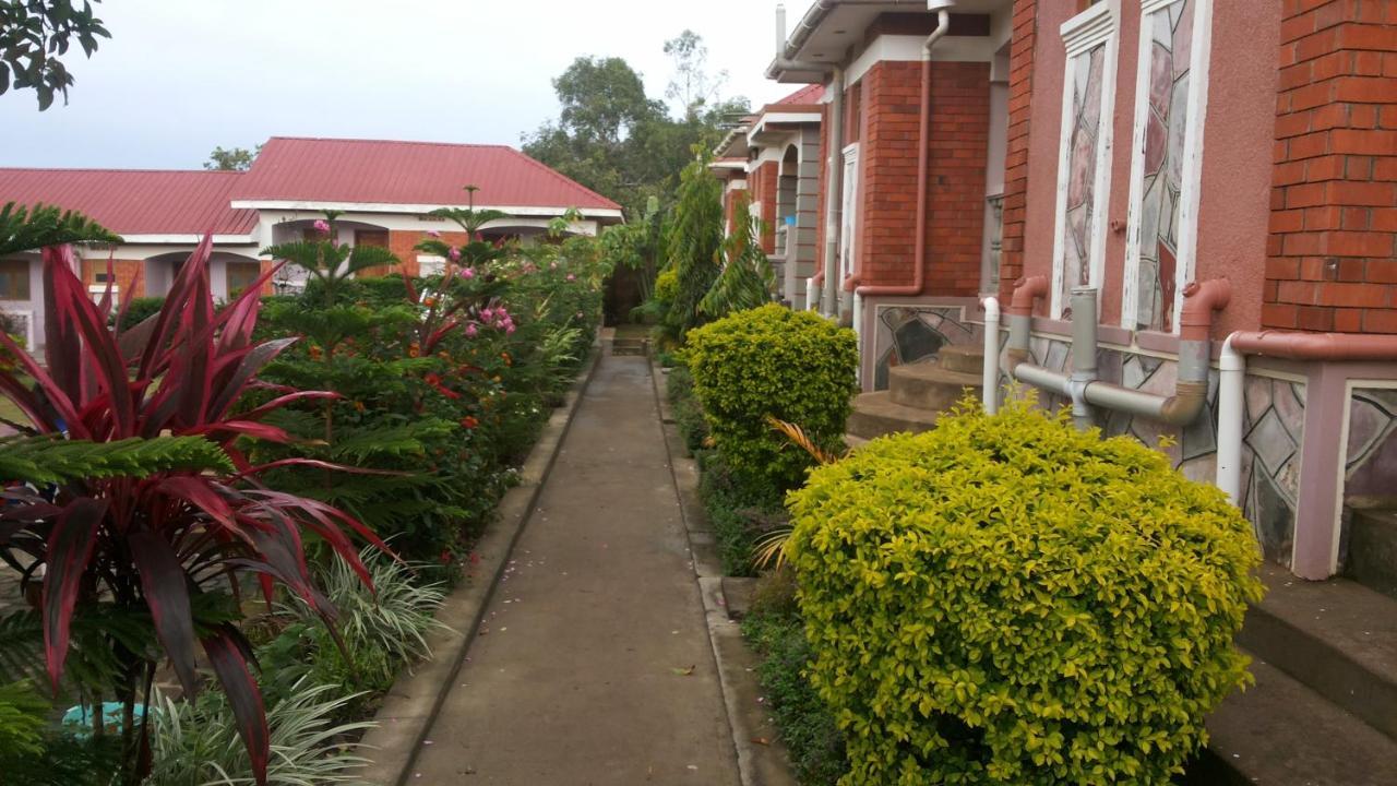 Rock Shadow Hotel Koboko Exterior foto
